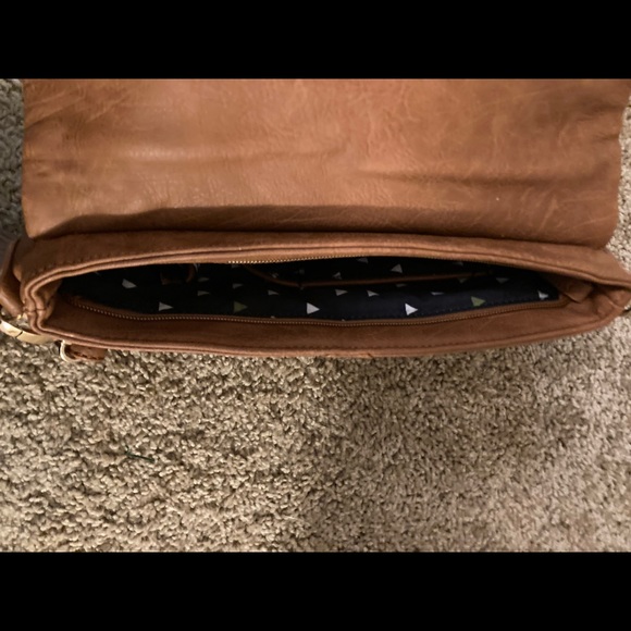 Purse - NWOT Street Level clutch in light brown. - Picture 5 of 8